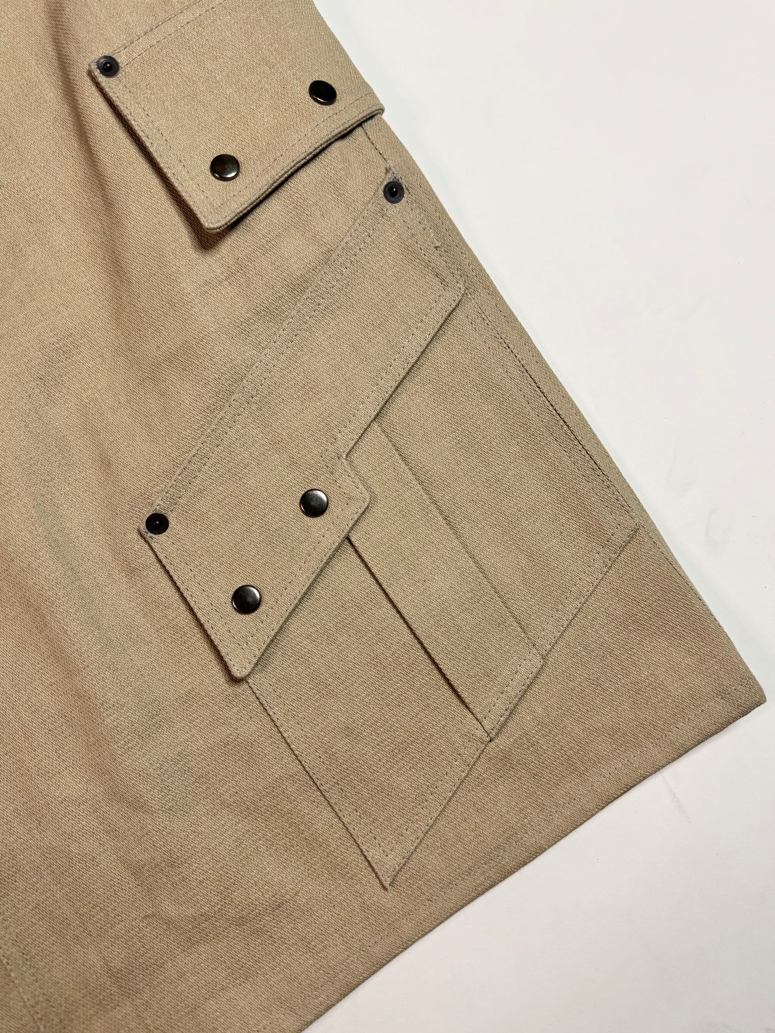 Slanted Cargo Shorts (Khaki Tan)